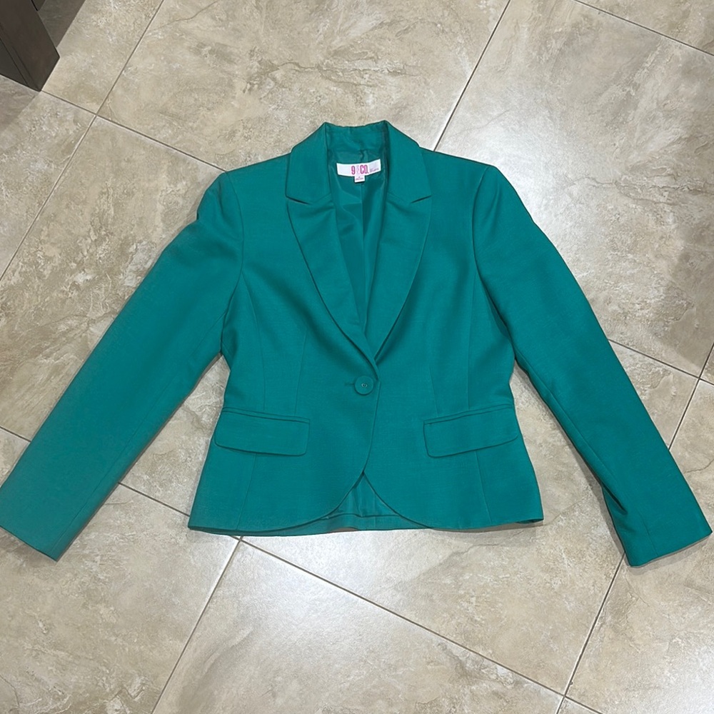 Green/Teal Tailored Blazer with Notched Lapels